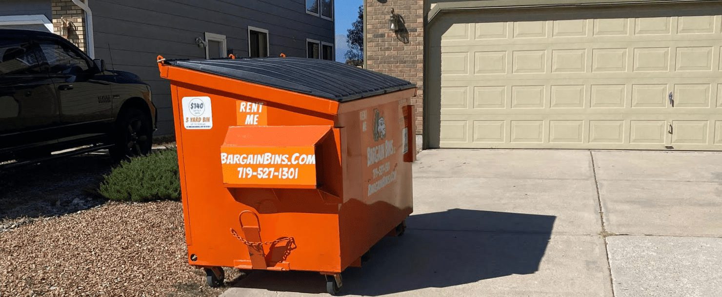 What to Keep or Throw Away During Junk Removal from Homes